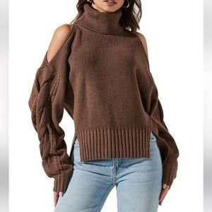 ASTR the label sweater